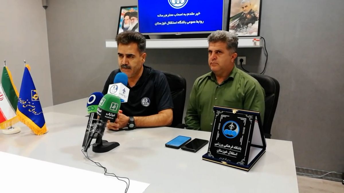 اختصاصی/ کنفرانس خبری پورموسوی سرمربی استقلال خوزستان پیش بازی پیکان و استقلال خوزستان