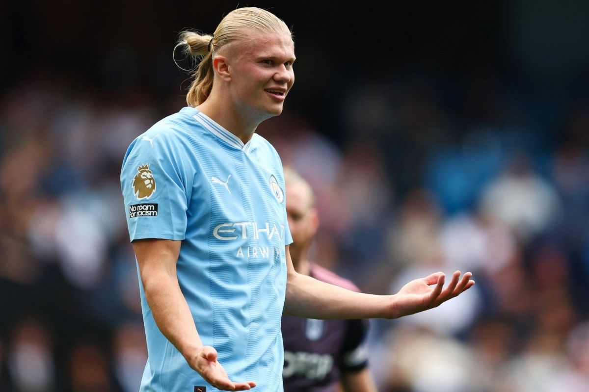 چرا هالند خود را یک" زامبی " میداند؟