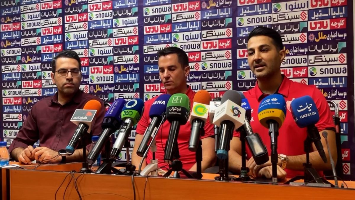 اختصاصی/ نشست خبری اوسمار مربی پرسپولیس قبل از بازی با گل گهر سیرجان در لیگ برتر