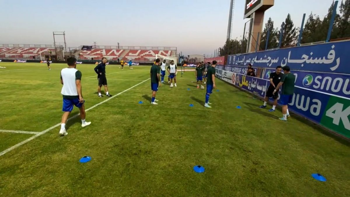 اختصاصی/ گرم کردن بازیکنان پیش از تقابل مس رفسنجان و استقلال