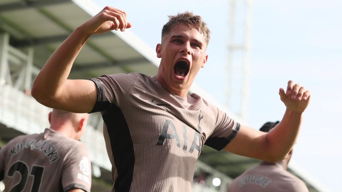 خلاصه بازی تاتنهام 1-0 لوتون تاون