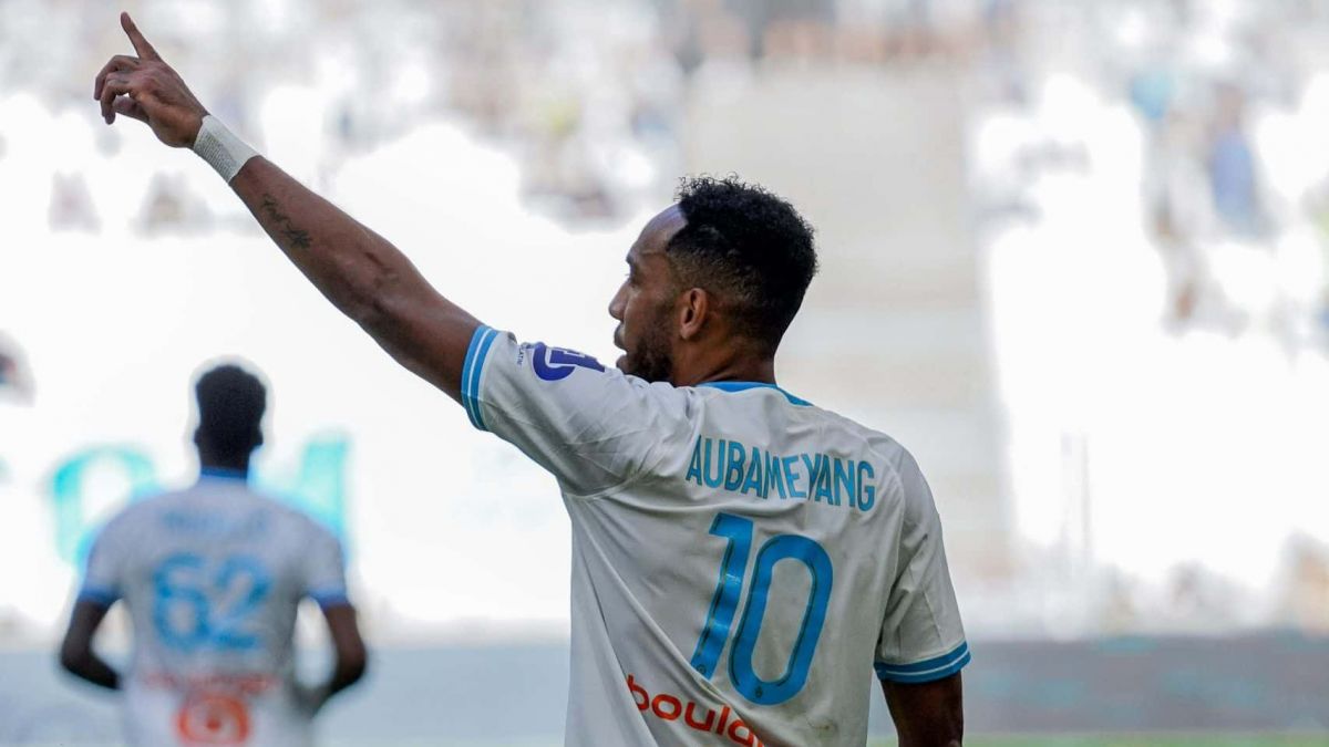 گل چیپ تماشایی اوبامیانگ برای مارسی مقابل لوآور