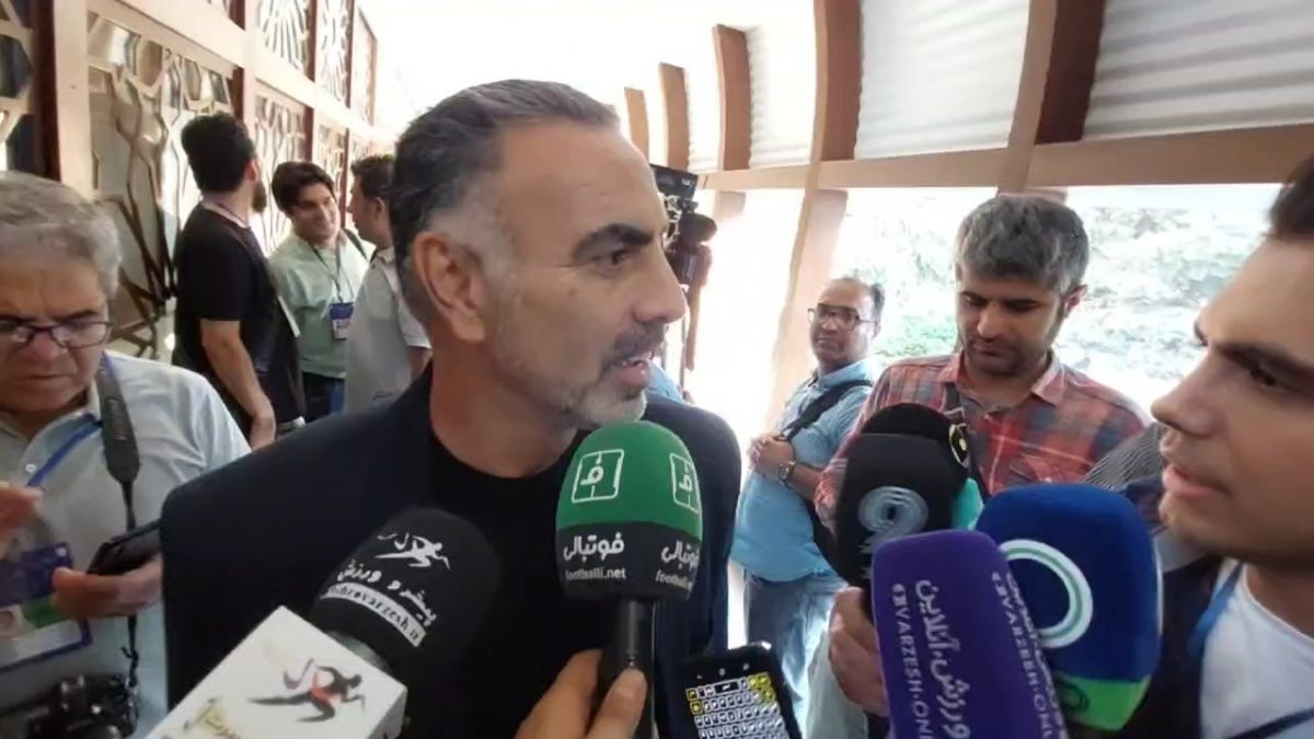 اختصاصی/ صحبتهای محمود فکری سرمربی هوادار با خبرنگاران در حاشیه انتخابات ریاست هیات فوتبال تهران