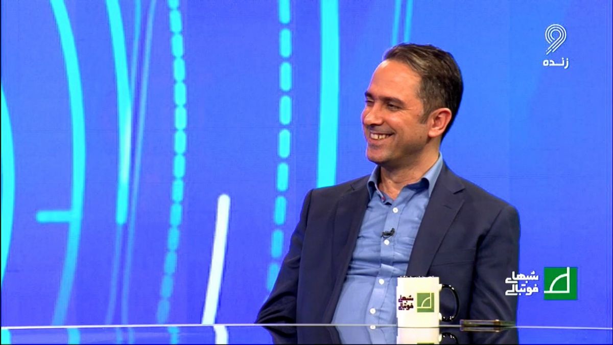 توضیحات علی خطیر درباره اسپانسر جدید استقلال و کل کل جالب با مجری برای نام برد اسم این شرکت روی آنتن زنده