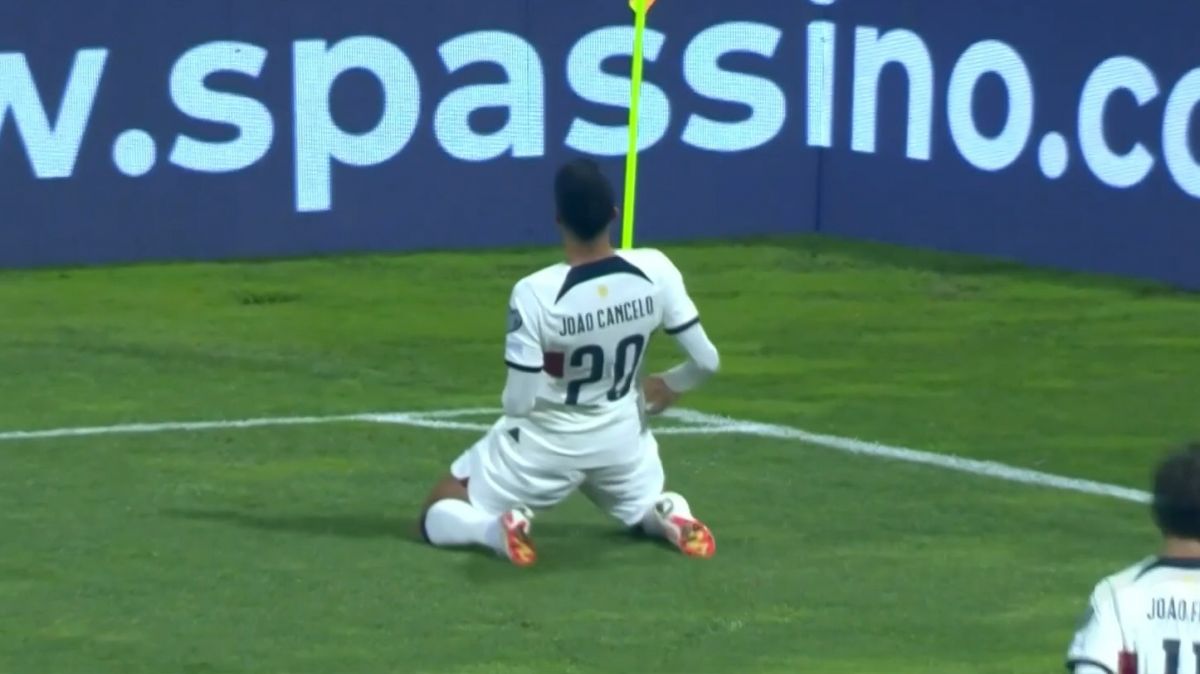 گل چهارم پرتغال به بوسنی (کانسلو با پاس رونالدو)