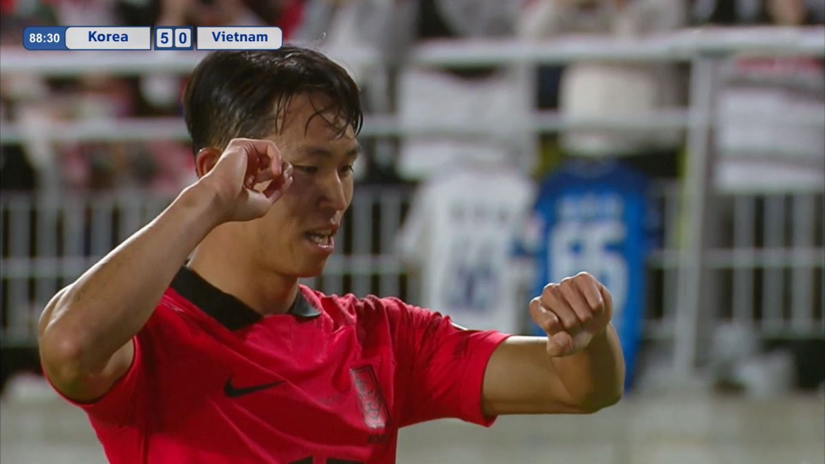 گل ششم کره جنوبی به ویتنام (جئونگ وو یئونگ)