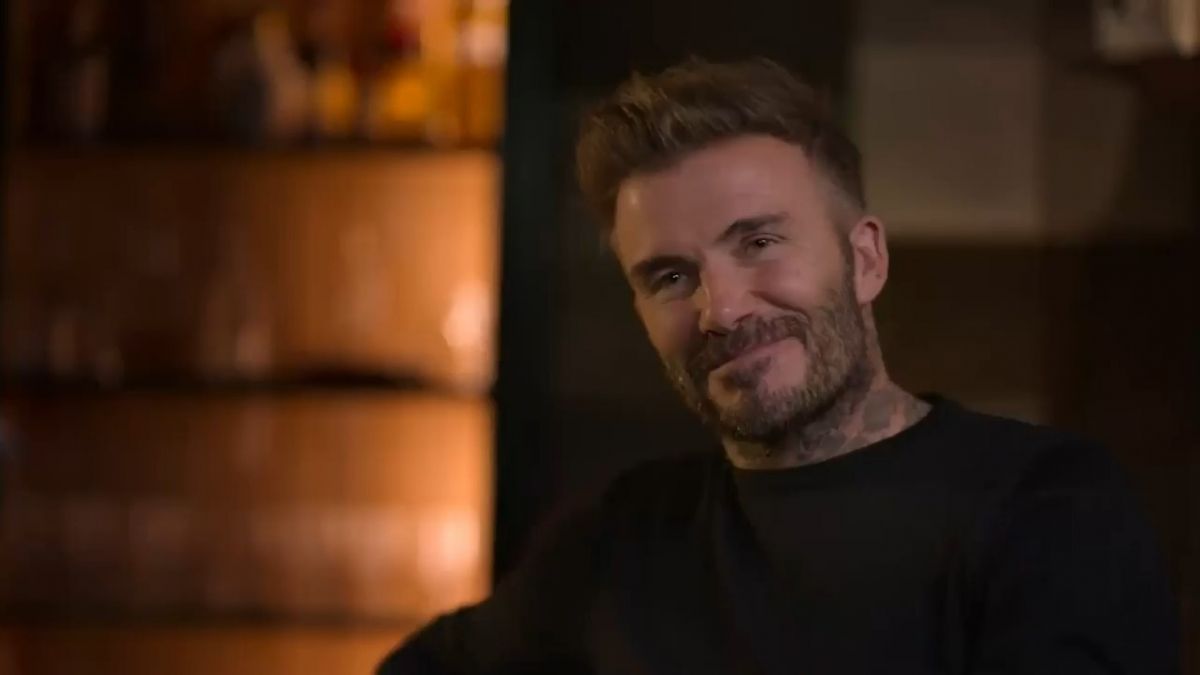 دیوید بکام: فرگوسن من را در لیست فروش گذاشت، من نمی خواستم از منچستر جدا شوم/ کی روش: رونالدو ما را نابود کرد!