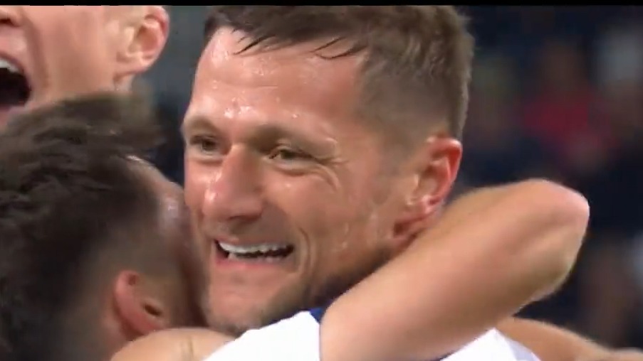 گل اول اسکاتلند به فرانسه (گیلمور)