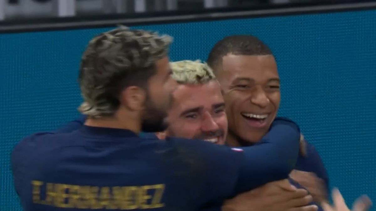 گل سوم فرانسه به اسکاتلند (امباپه)