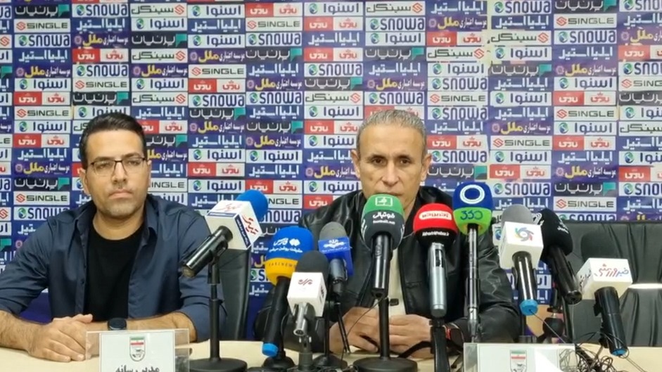 اختصاصی/ گل محمدی: اینکه ما ورزشگاه خوبی نداریم، اثر منفی میگذارد/ چمن این ورزشگاه یک مقدار بلند بود ولی از آزادی بهتر است/ اتفاق خوبی برای شهاب افتاد و توانست سه گل بزند