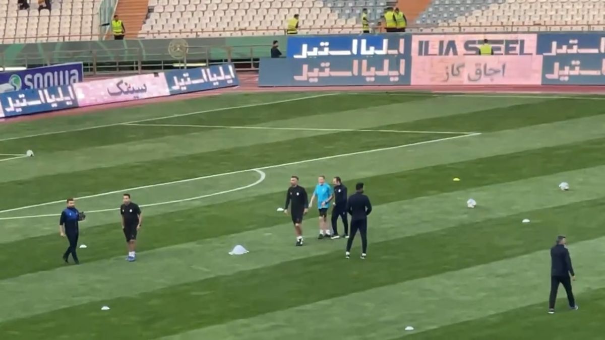 اختصاصی/ گرم کردن بازیکنان پیش از دیدار استقلال و هوادار