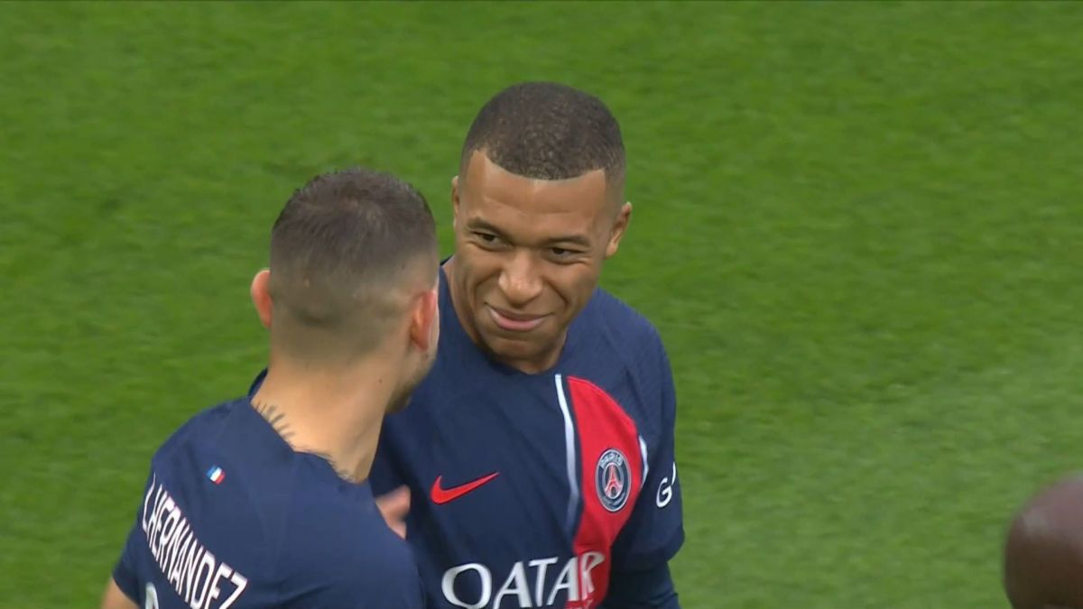 گل اول پاری سن ژرمن به استراسبورگ (امباپه - پنالتی)