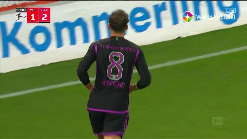 گل سوم بایرن مونیخ به ماینتس (لئون گورتسکا)