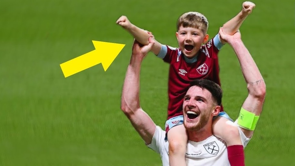 لحظات زیبا و احساسی از بازیکنان فوتبال در درون زمین