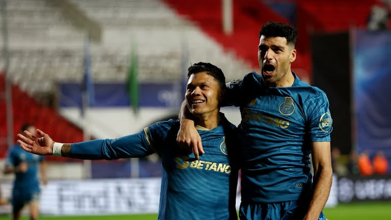 خلاصه بازی آنتورپ 1-4 پورتو (2 پاس گل طارمی)