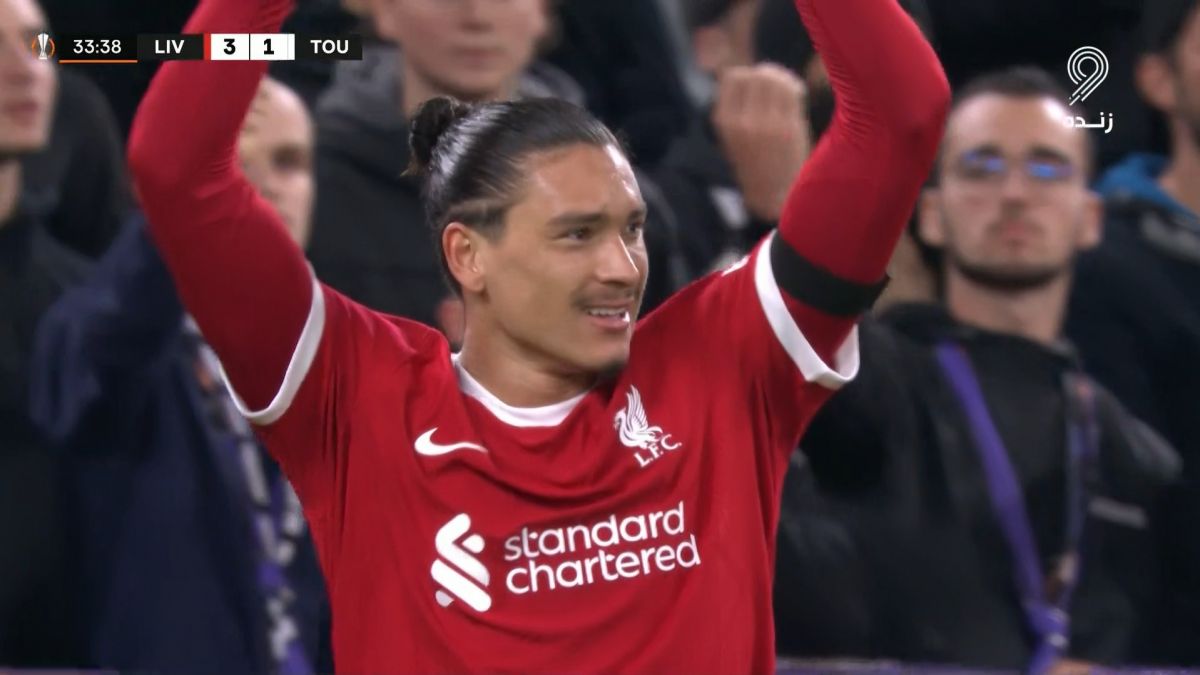 گل سوم لیورپول به تولوز (نونیز)