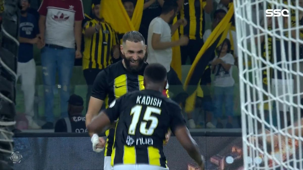 گل دوم الاتحاد به الحزم (حسن کادش با پاس گل بنزما)