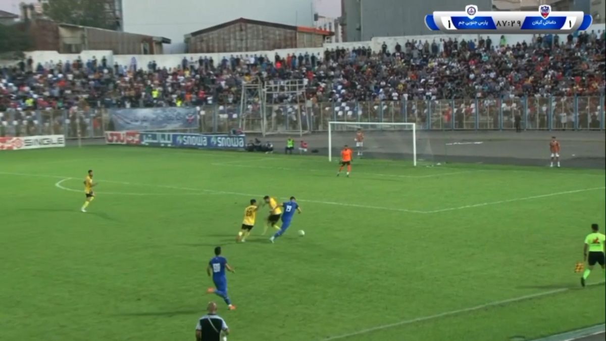 اختصاصی/ گل های بازی داماش و پارس جنوبی و دو صحنه مشکوک داوری