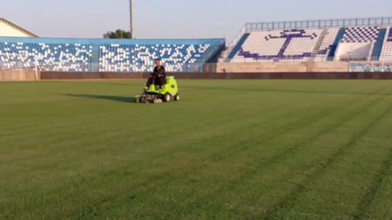 اختصاصی/ وضعیت چمن ورزشگاه سیروس قایقران پیش از تقابل ملوان و پرسپولیس