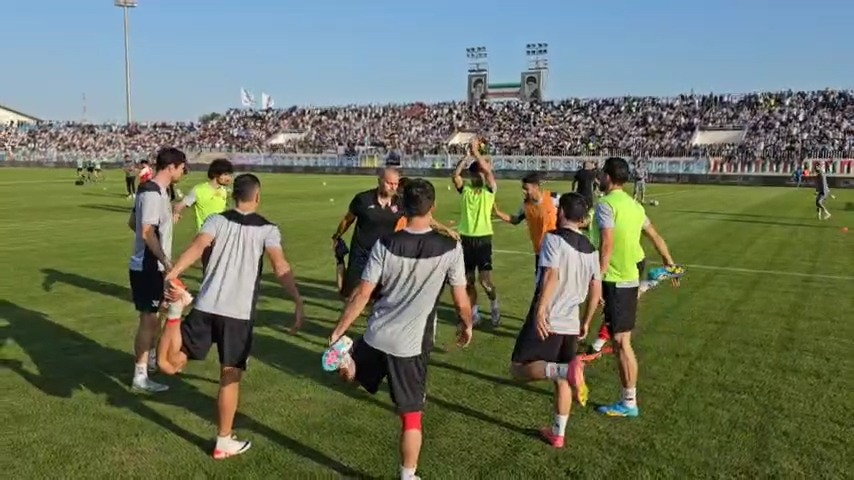 اختصاصی/ گرم کردن بازیکنان ملوان و پرسپولیس