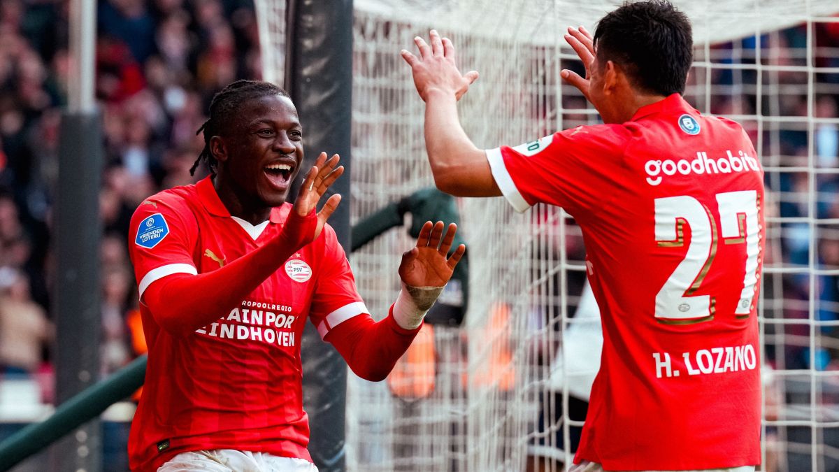 خلاصه بازی آیندهوون 5-2 آژاکس (سقوط آژاکس به قعر جدول)