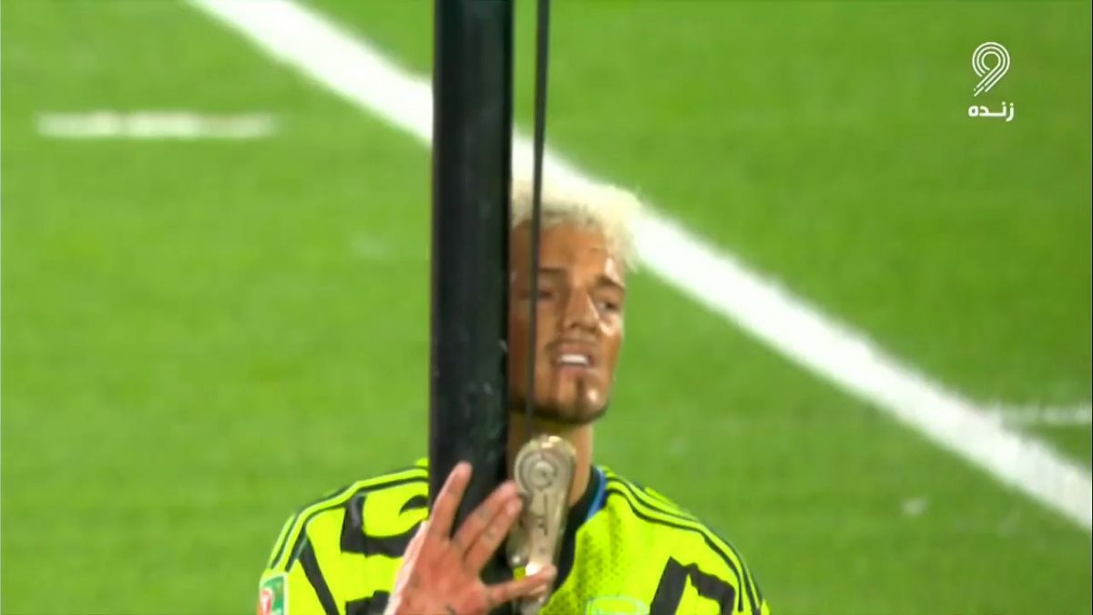 گل اول وستهام به آرسنال (گل به خودی بن وایت)