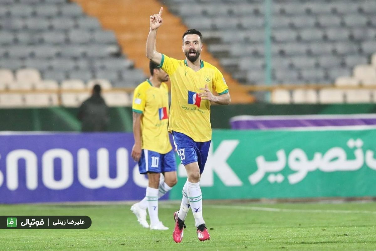 تهیدست: اگر بازیکنمان اخراج نمیشد، ممکن بود نتیجه به شکل دیگری رقم بخورد