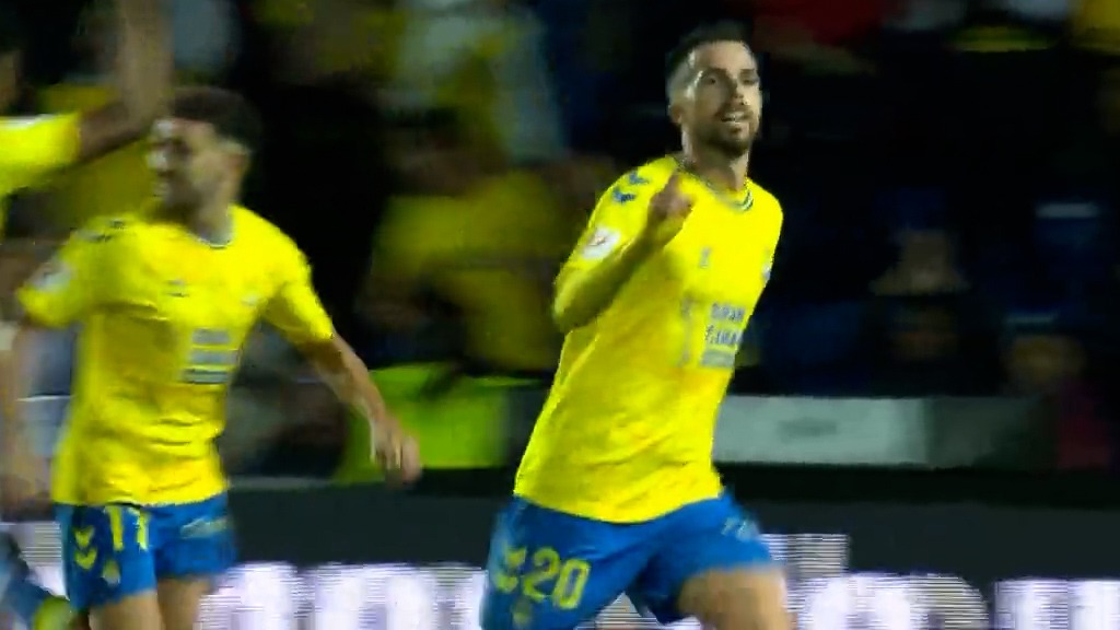 گل اول لاس پالماس به اتلتیکو مادرید (کایریان رودریگز)