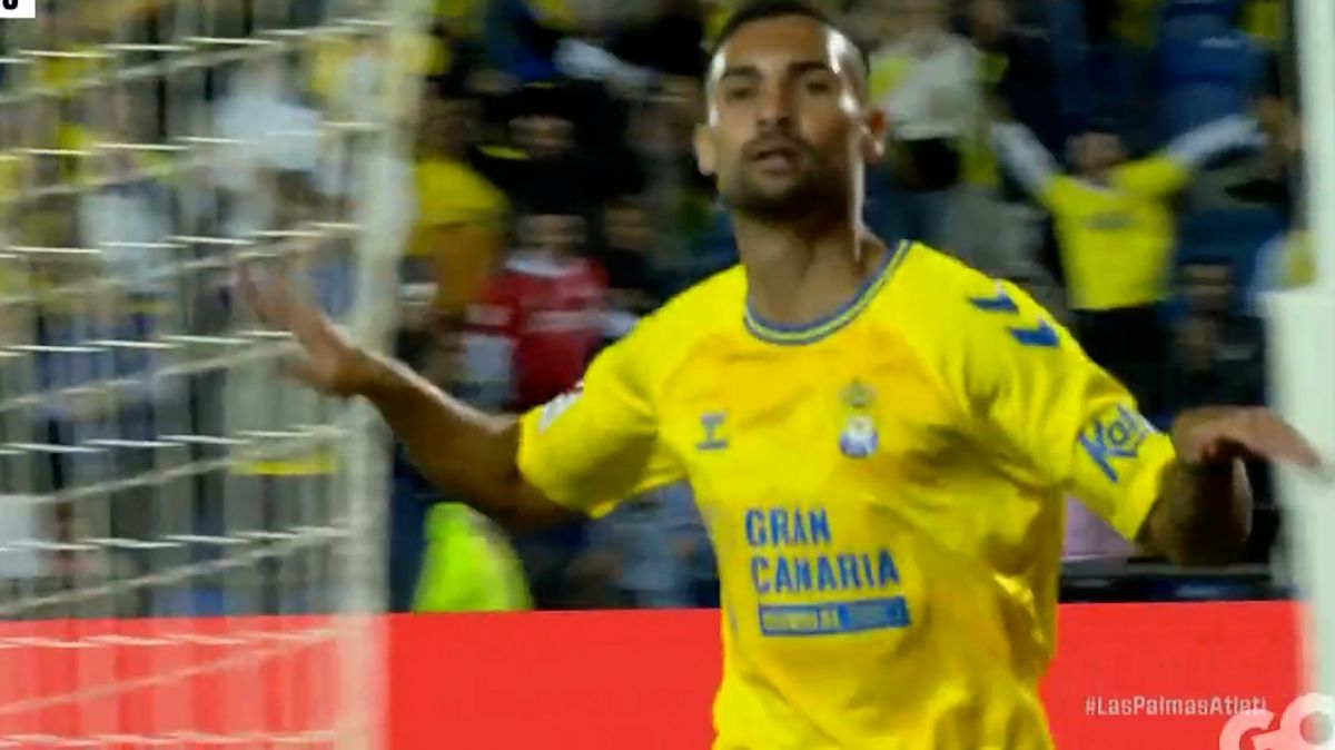 گل دوم لاس پالماس به اتلتیکو مادرید (بنیتو رامیرز دل تورو)