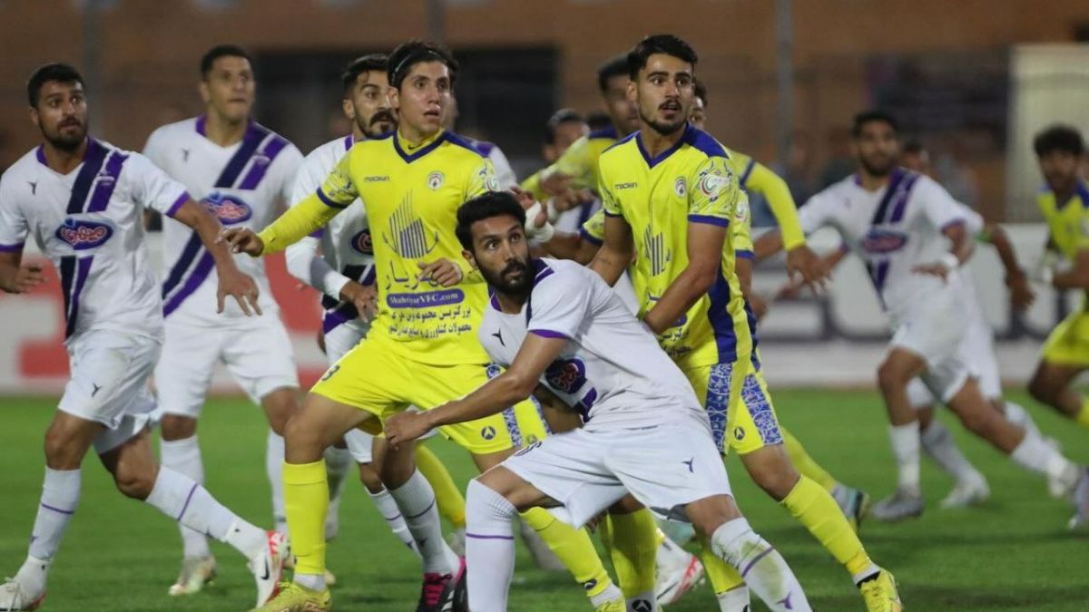 مورد عجیب آریو اسلامشهر؛ یک تیم با دو سرمربی!