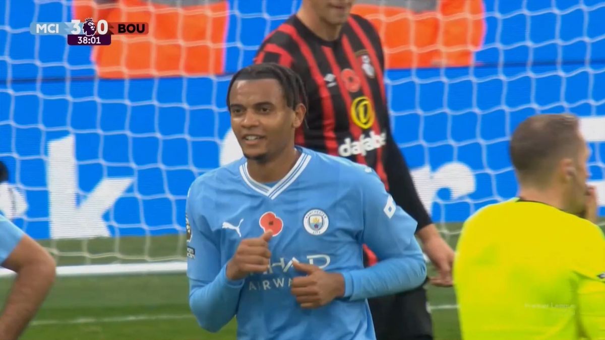 گل سوم منچسترسیتی به بورنموث (مانوئل آکانجی)