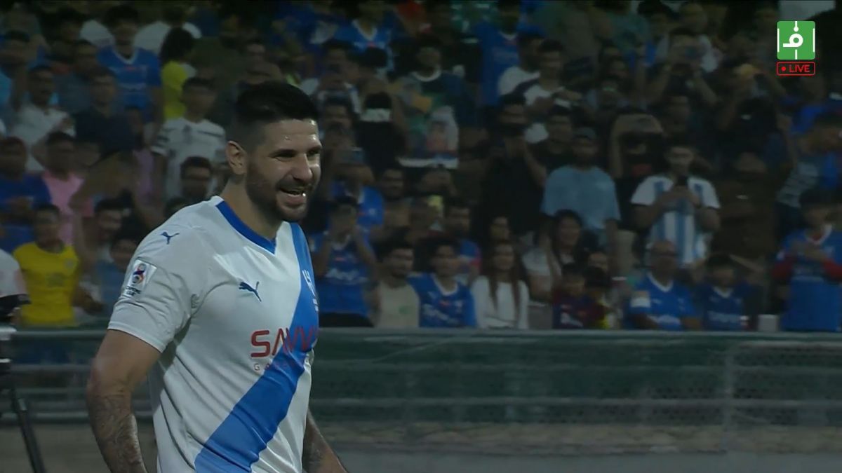 گل دوم الهلال به مومبای سیتی (میتروویچ)