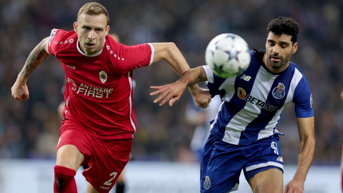 خلاصه بازی پورتو 2-0 آنتورپ