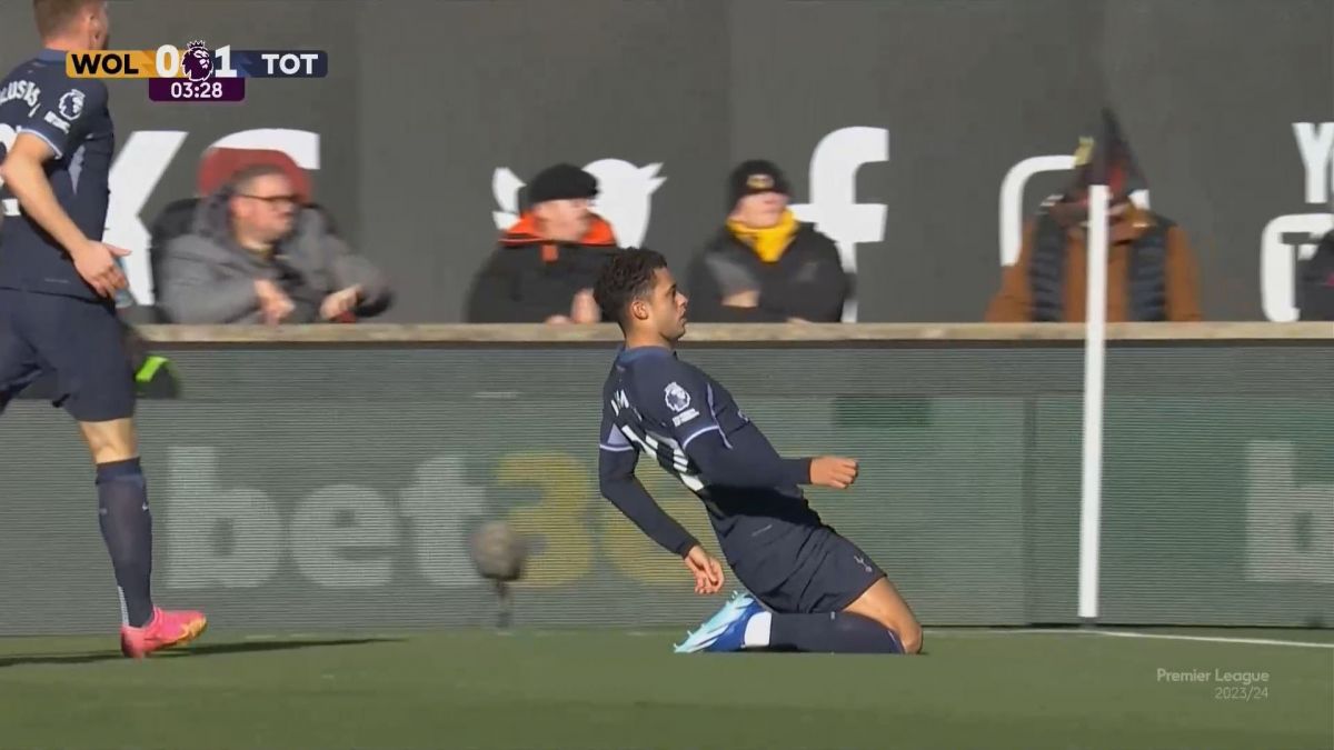 گل اول تاتنهام به ولورهمپتون (برنان جانسون)