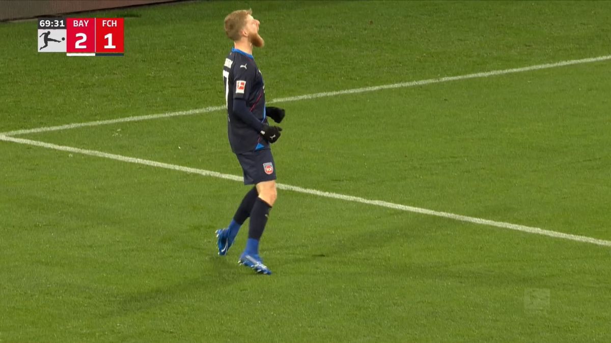 گل دوم هایدنهایم به بایرن مونیخ (جان بسته)