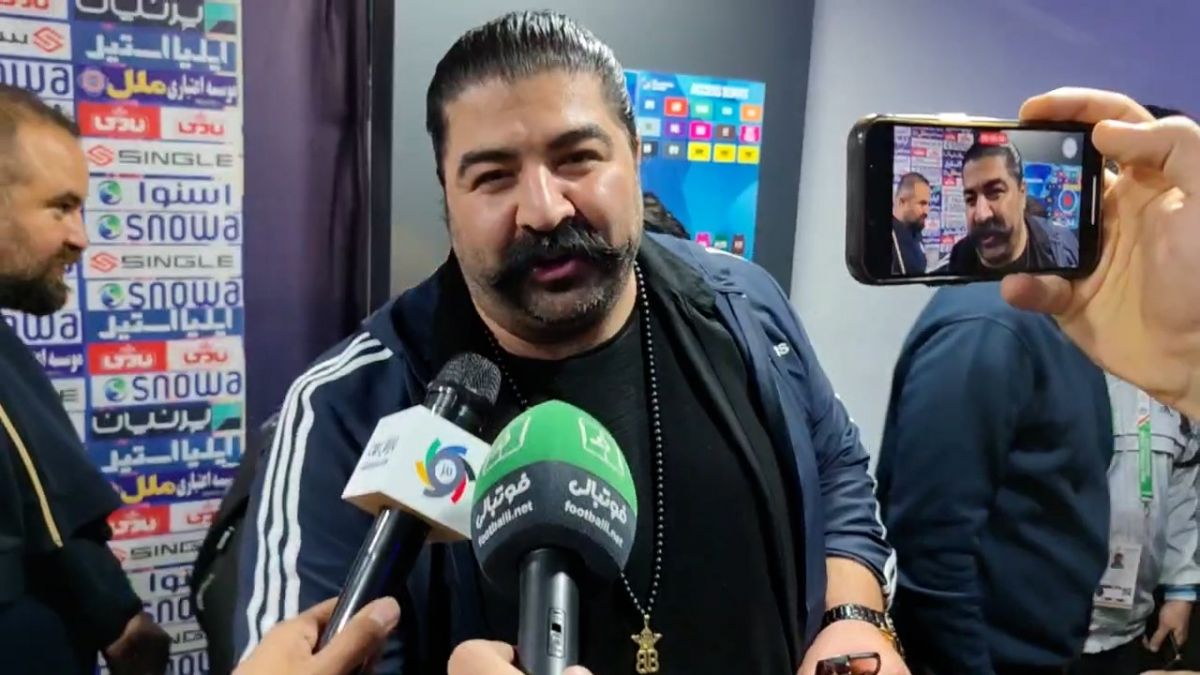 اختصاصی/ گفت و گو با بهنام بانی خواننده استقلالی پس از برد استقلال مقابل تراکتور: خوشحالیم که بانوان حضور داشتند/ اگر قسمت شود یک آهنگ برای استقلال می‌خوانم