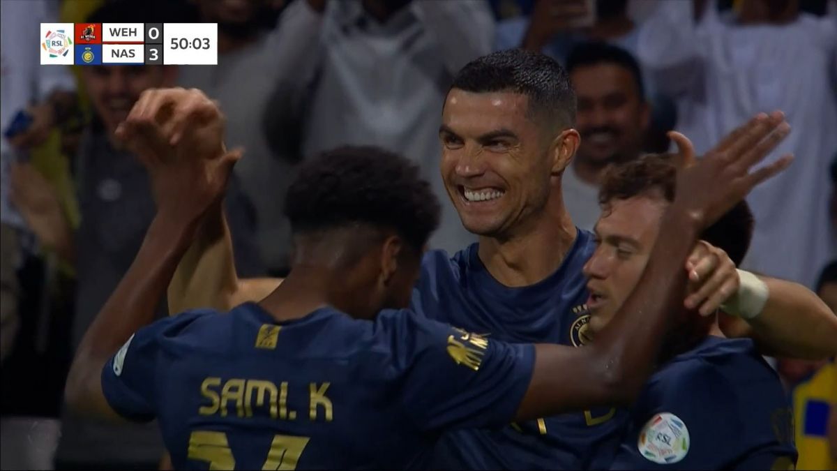 گل سوم النصر به الوحده عربستان (رونالدو)