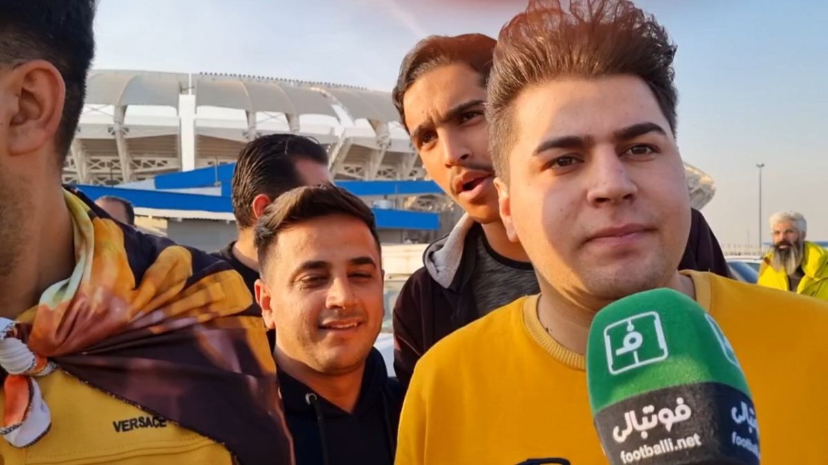 اختصاصی/ گفت و گو با هواداران سپاهان قبل از آغاز بازی مقابل پرسپولیس