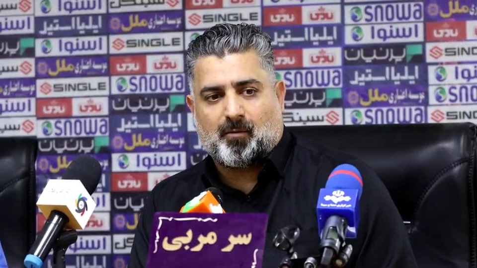 اختصاصی/ کنفرانس خبری اشکش سرمربی نفت مسجدسلیمان پس از برتری مقابل پارس جنوبی