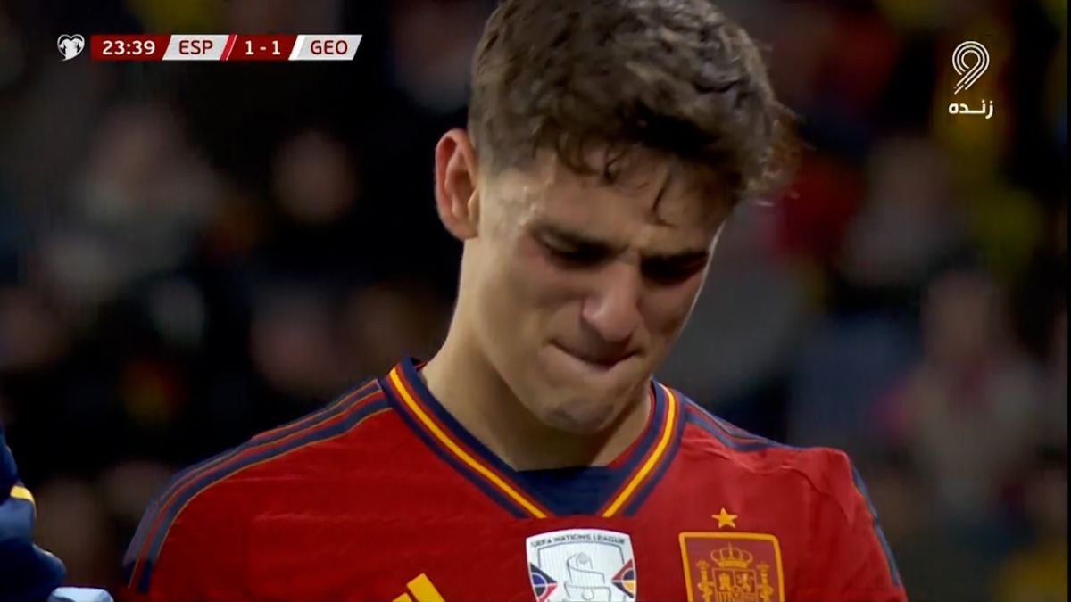 تعویض و مصدومیت نگران کننده گاوی ستاره بارسلونا در بازی اسپانیا - گرجستان