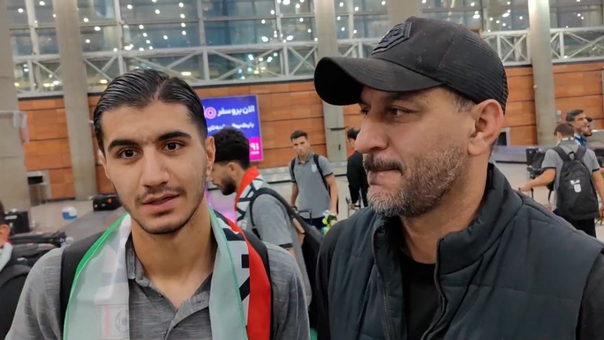 اختصاصی/ آرشا شکوری در آغوش پدر؛ صحبت های آرشا شکوری دروازه بان تیم ملی نوجوانان پس از بازگشت تیم ملی نوجوانان از مسابقات جام جهانی اندونزی به ایران
