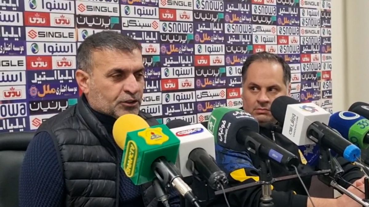 اختصاصی/ صحبت های ساکت الهامی سرمربی مس رفسنجان و عبدالله ویسی سرمربی صنعت نفت، در نشست خبری بعد از بازی مس رفسنجان - صنعت نفت آبادان