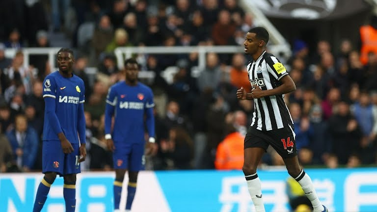 گل اول نیوکاسل به چلسی (ایساک)