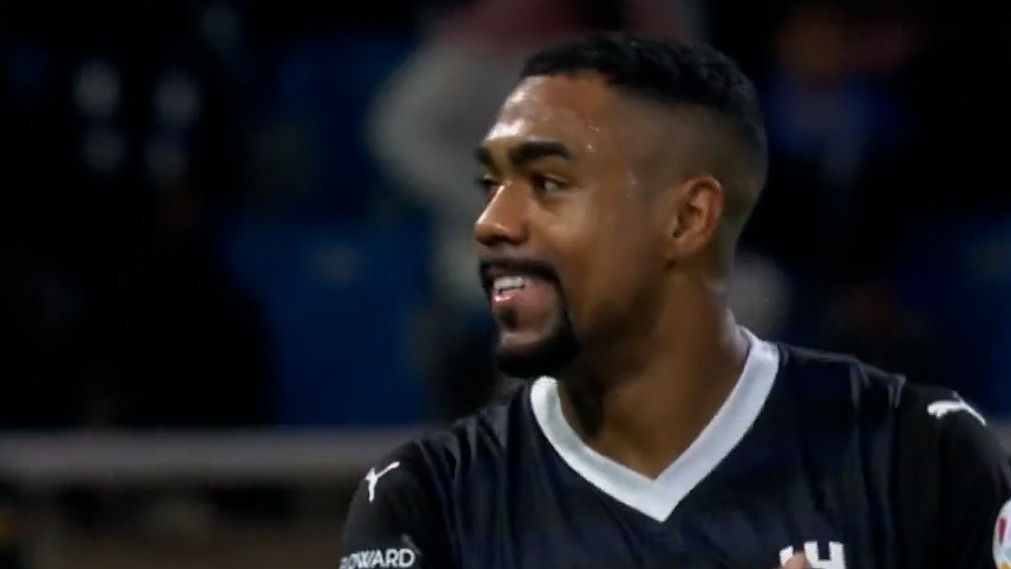 گل هشتم الهلال به الحزم (هت تریک مالکوم)