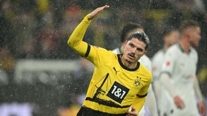 خلاصه بازی مونشن گلادباخ 2-4 دورتموند