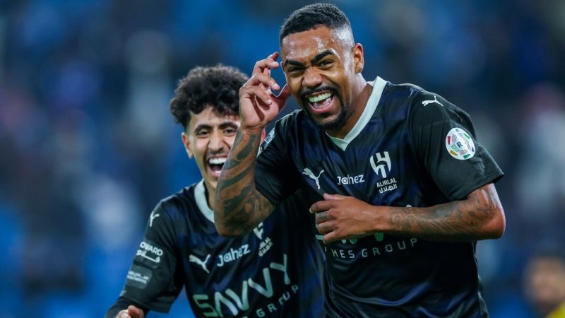 بازی کامل الحزم 0-9 الهلال (هت تریک مالکوم)