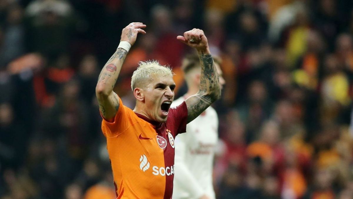 خلاصه بازی گالاتاسرای 3-3 منچستریونایتد