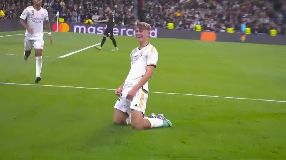 گل سوم رئال مادرید به ناپولی (نیکولاس پاز)