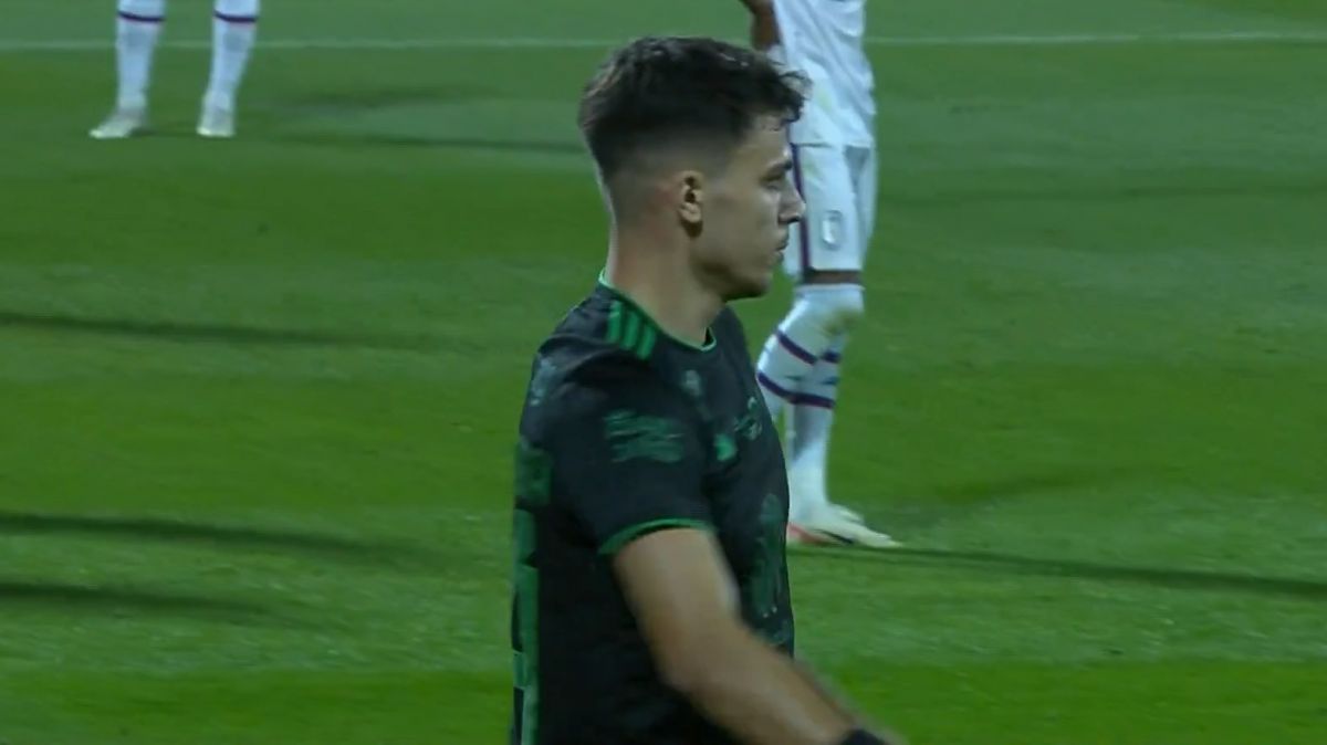 گل پنجم الاهلی عربستان به ابها (دبل ویگا)