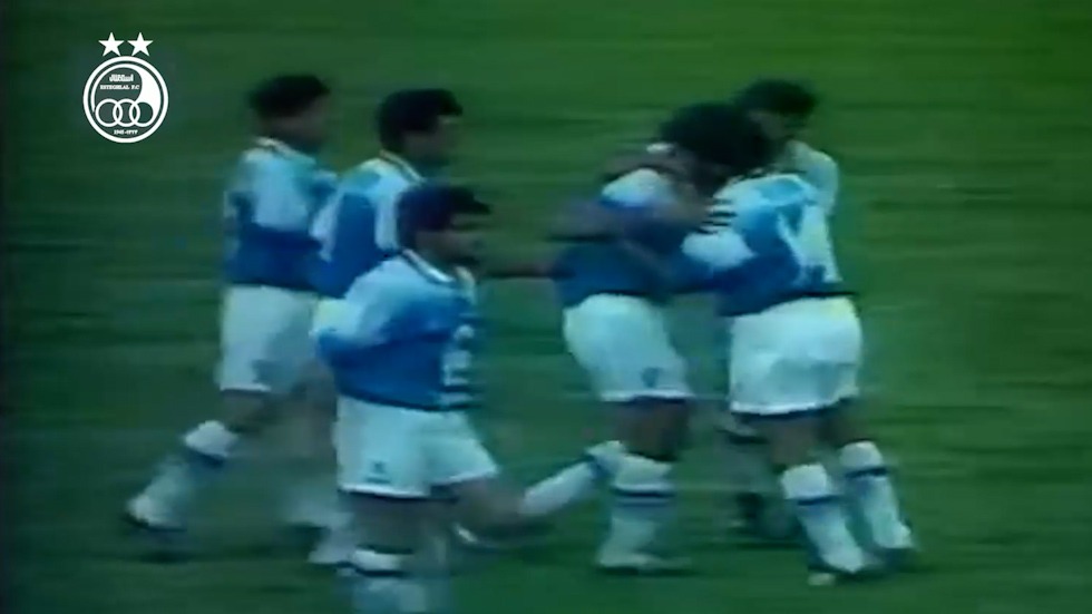 نوستالژی/ دیدار خاطره انگیز استقلال - نوبهار ازبکستان در شانزدهم شهریورماه سال ۱۳۷۵  (رقابتهای جام در جام باشگاههای آسیا)